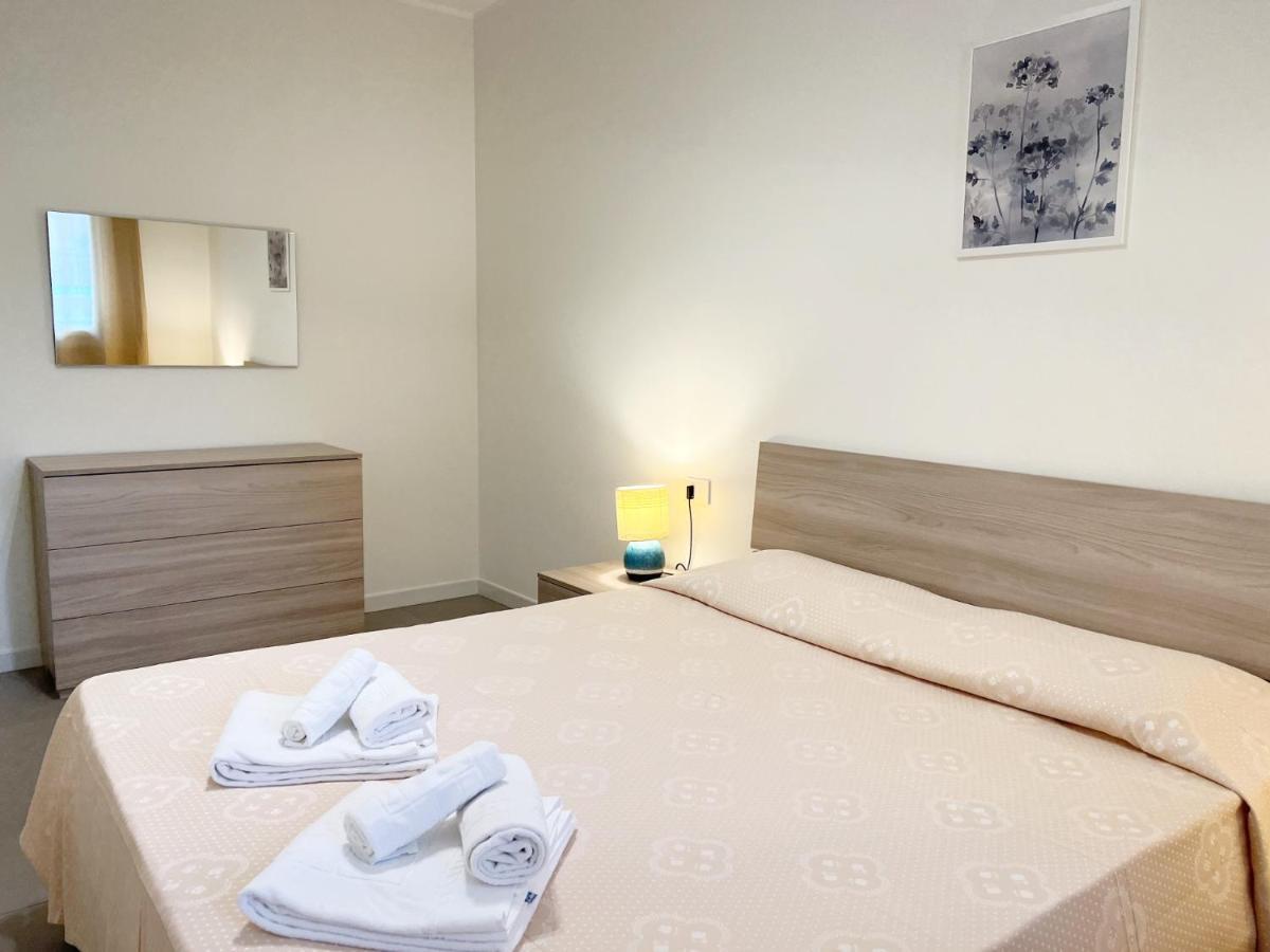 Alghero Charming Apartments Downtown Bagian luar foto